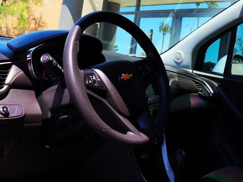 Used 2020 Chevrolet Trax LS w/ Tint and Cruise Package FWD image 39