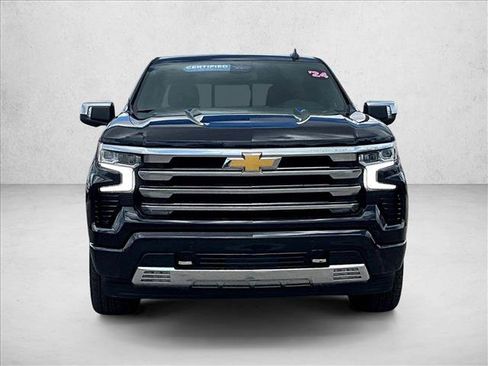 Used 2024 Chevrolet Silverado 1500 High Country RWD image 3