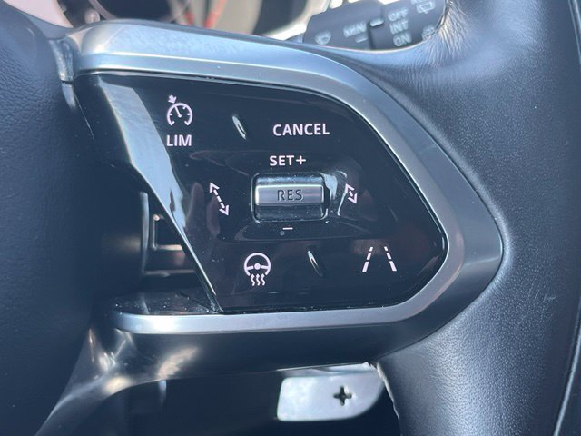Used 2025 Jaguar F-PACE R-Dynamic S AWD/4WD image 13