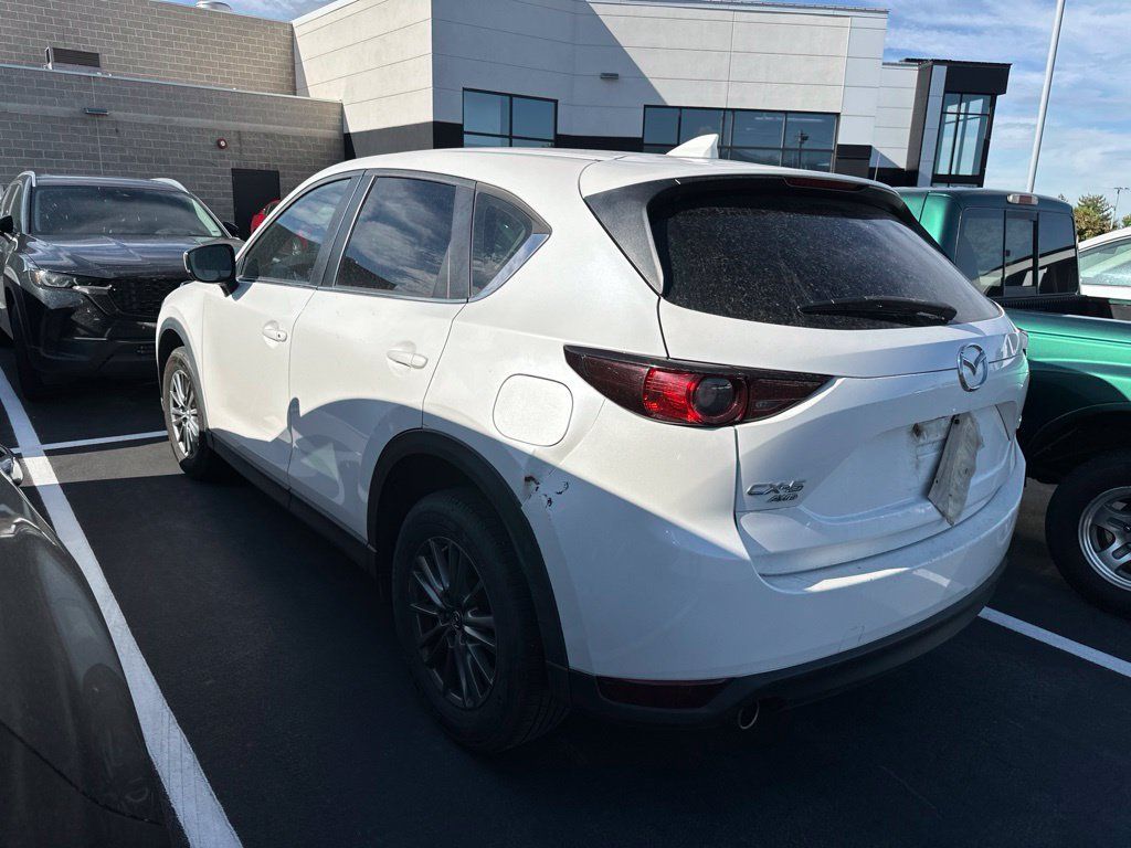 Used 2017 MAZDA CX-5 Sport AWD/4WD image 6