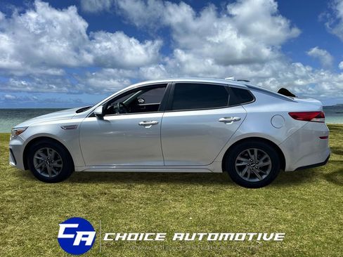 Used 2019 Kia Optima LX image 3