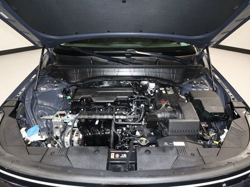 Used 2025 Hyundai Kona SEL image 30