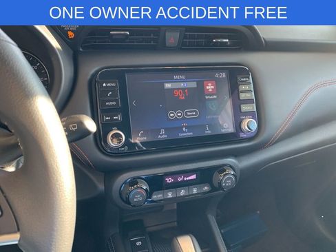 Used 2023 Nissan Kicks SR w/ Interior Electronics Package image 7