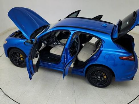 Used 2020 Alfa Romeo Stelvio Ti w/ Nero Edizione image 88