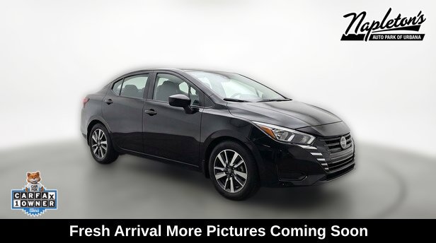 Used 2025 Nissan Versa SV FWD image 1