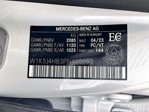 Used 2023 Mercedes-Benz CLA 250 4MATIC image 34