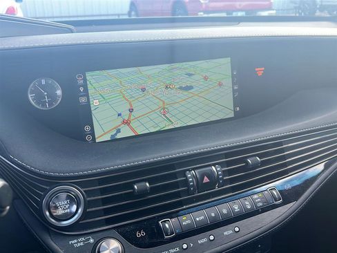 Used 2020 Lexus LS 500 w/ Interior Upgrade Package RWD image 3