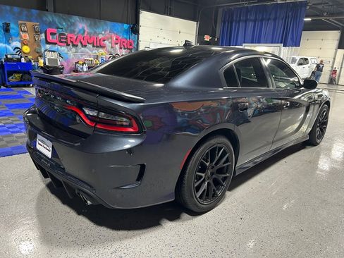 Used 2019 Dodge Charger R/T w/ Daytona Edition Group image 16