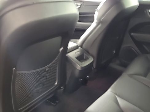 Certified 2023 Volvo XC60 B5 Plus w/ Climate Package image 16