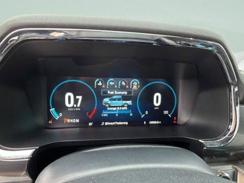 Used 2023 Ford F150 Lariat w/ Trailer Tow Package image 12