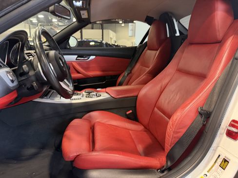 Used 2016 BMW Z4 sDrive35i RWD image 17