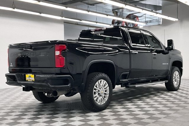 Used 2022 Chevrolet Silverado 3500 High Country AWD/4WD image 13