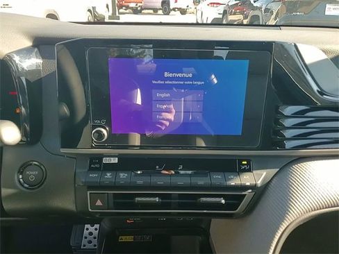 Used 2026 Toyota Camry SE image 17