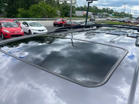 Used 2014 Toyota Sienna XLE image 13