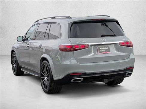 Used 2025 Mercedes-Benz GLS 450 4MATIC image 8