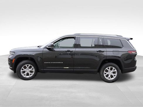 Used 2023 Jeep Grand Cherokee L Limited AWD/4WD image 9
