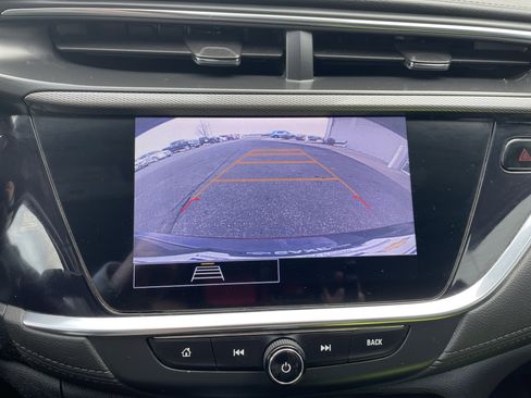 Certified 2022 Buick Encore GX Select w/ Sport Touring Package image 13