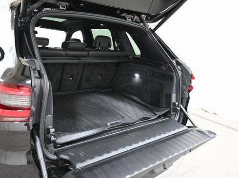 Used 2022 BMW X5 xDrive40i w/ Parking Assistance Package image 21