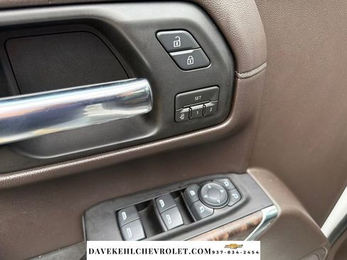 Used 2019 GMC Sierra 1500 Denali w/ Denali Ultimate Package AWD/4WD image 10