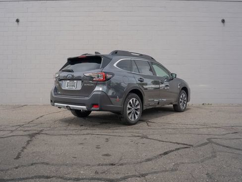 Used 2024 Subaru Outback Limited AWD/4WD image 7