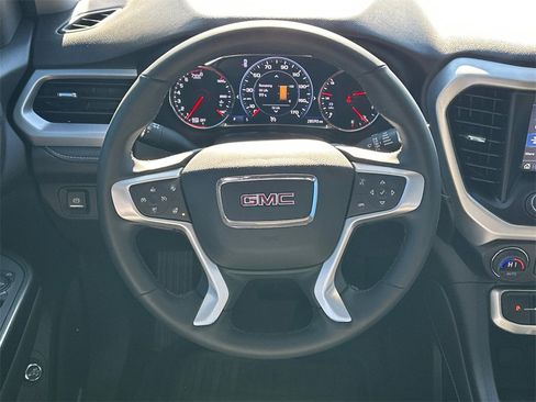 Used 2023 GMC Acadia SLT w/ Elevation Edition image 25