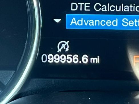Certified 2018 Ford F150 Lariat w/ Equipment Group 502A Luxury AWD/4WD image 8
