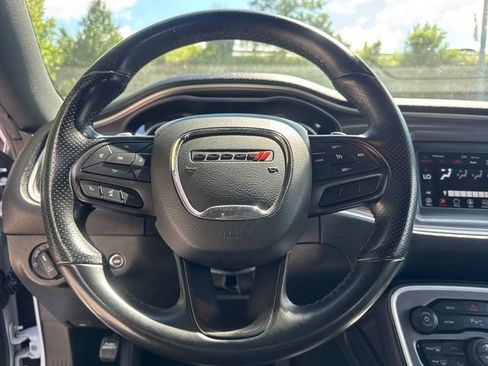 Used 2022 Dodge Challenger GT RWD image 18