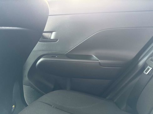 Used 2024 Hyundai Kona SEL image 15