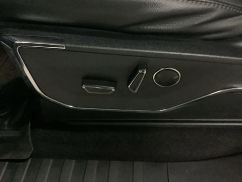 Used 2023 Ford F150 Lariat w/ Equipment Group 502A High image 19