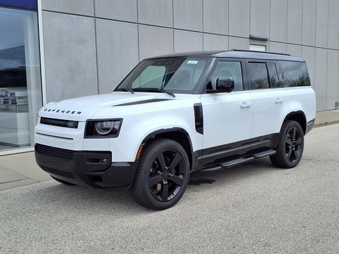 New 2026 Land Rover Defender 130 X-Dynamic SE AWD/4WD image 1
