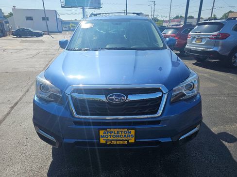 Used 2018 Subaru Forester 2.5i Touring w/ Popular Package #2 image 3