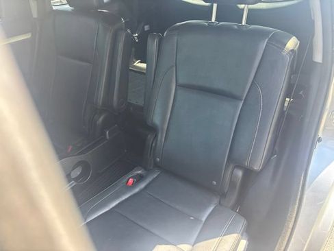 Used 2016 Toyota Highlander XLE AWD/4WD image 17