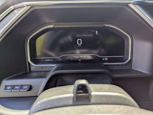 Used 2024 GMC Sierra 1500 Denali AWD/4WD image 17