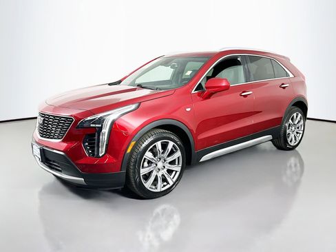 Used 2019 Cadillac XT4 Premium Luxury w/ Driver Assist Package AWD/4WD image 4