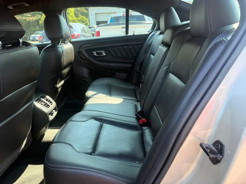 Used 2018 Ford Taurus Limited w/ Driver Assist Package AWD/4WD image 21