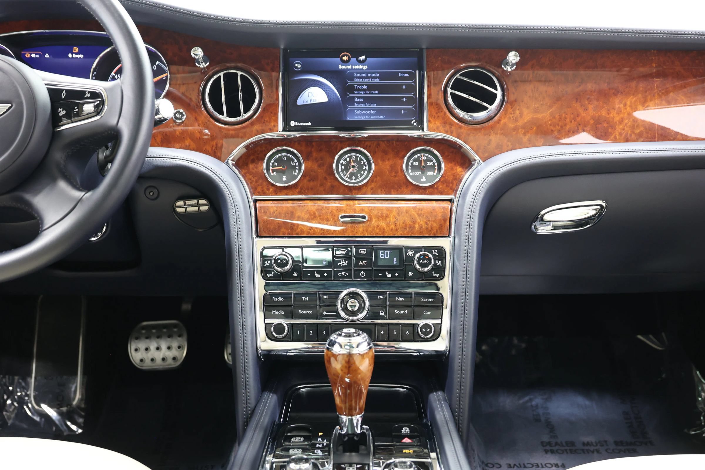 Used 2017 Bentley Mulsanne RWD image 42