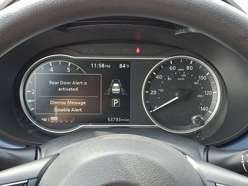 Used 2024 Nissan Versa SV FWD image 24
