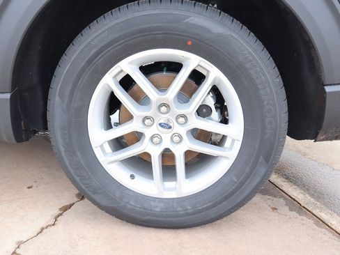 New 2025 Ford Explorer Active w/ Active Comfort Package image 22