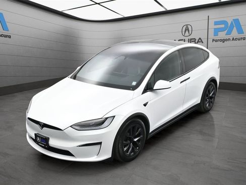 Used 2023 Tesla Model X image 57