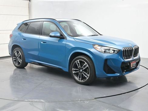 Used 2023 BMW X1 xDrive28i w/ M Sport Package AWD/4WD image 34