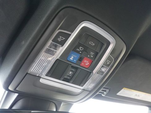 Used 2020 RAM 1500 Limited AWD/4WD image 23