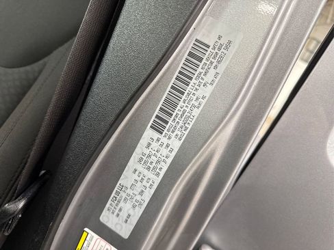 Used 2016 Jeep Wrangler Unlimited Sport image 14