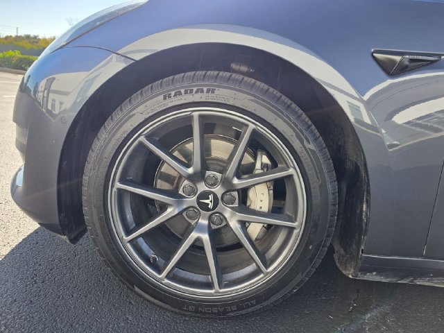 Used 2021 Tesla Model 3 Long Range AWD/4WD image 16