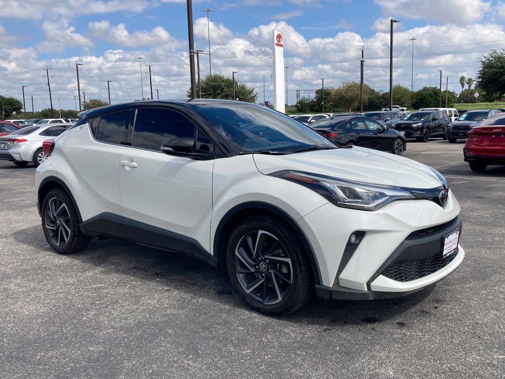 Certified 2021 Toyota C-HR Limited FWD image 3