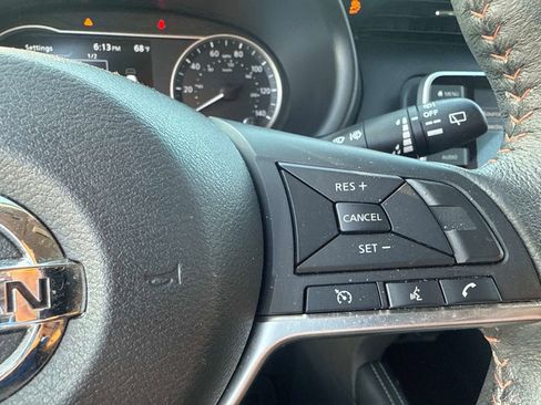 Used 2020 Nissan Kicks SR w/ Exterior Package image 25