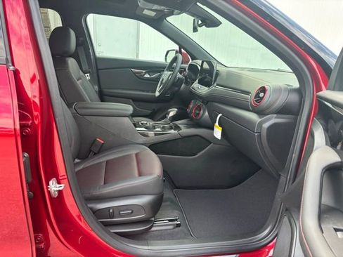 New 2025 Chevrolet Blazer RS w/ Enhanced Convenience Package image 17