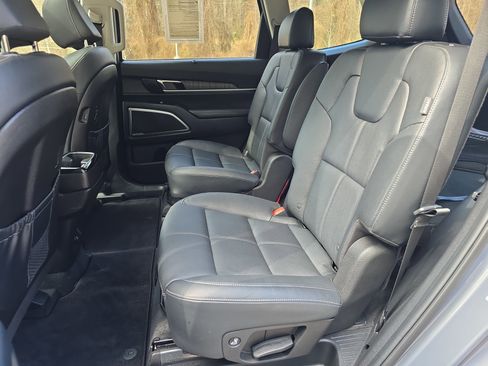 Used 2024 Kia Telluride SX image 16