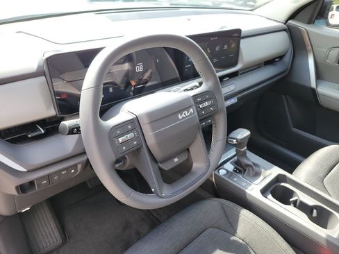 New 2027 Kia Seltos S FWD image 22