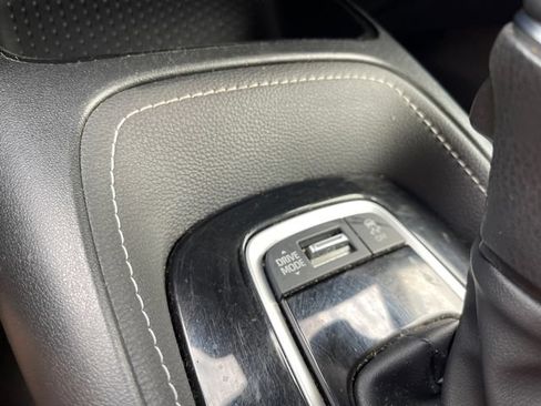 Used 2025 Toyota Corolla SE FWD image 23