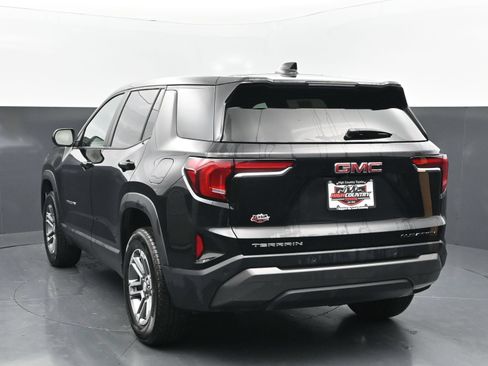 Used 2026 GMC Terrain Elevation FWD image 4